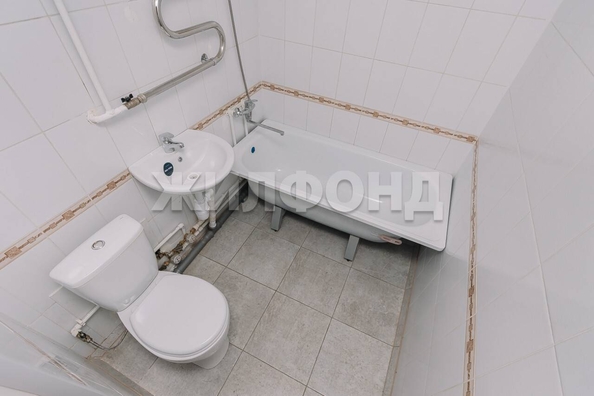 
  Продается 1-комн. квартира, 30.6 м², Гурьевская ул, д. 76
. Фото 10.