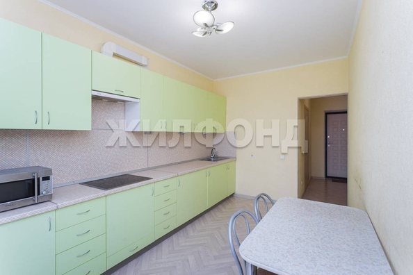 
  Продается 1-комн. квартира, 40 м², Серебряные ключи ул, д. 6
. Фото 5.
