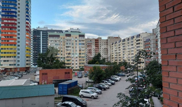 
  Продается 2-комн. квартира, 65.9 м², Волховская ул, д. 33/1
. Фото 17.