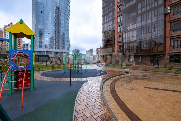 
  Продается 3-комн. квартира, 55 м², Кавалерийская ул, д. 7
. Фото 10.