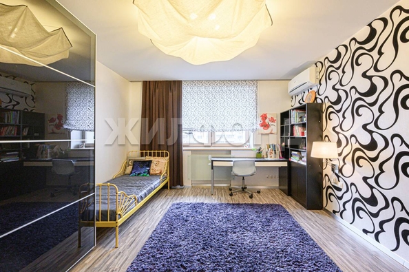 
  Продается 4-комн. квартира, 121.7 м², Военная ул, д. 9/1
. Фото 34.