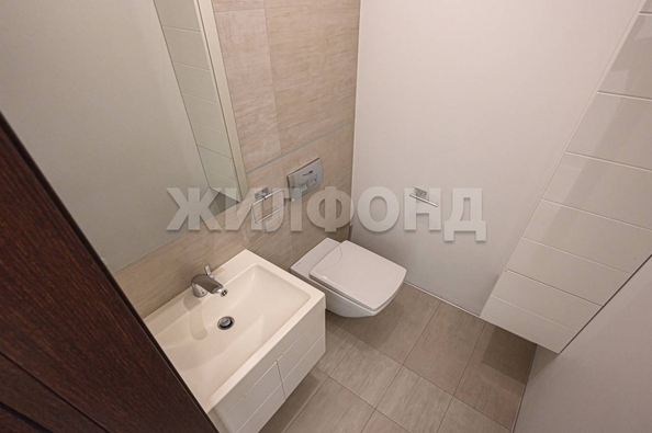 
  Продается 4-комн. квартира, 121.7 м², Военная ул, д. 9/1
. Фото 45.