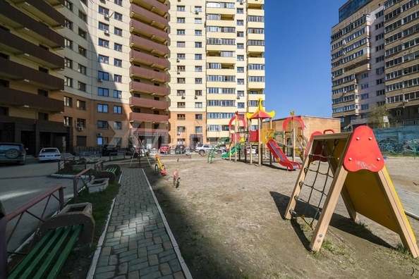 
  Продается 4-комн. квартира, 121.7 м², Военная ул, д. 9/1
. Фото 50.