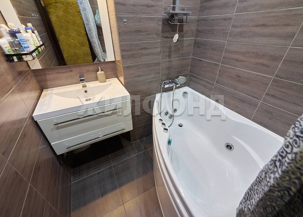 
  Продается 4-комн. квартира, 72.6 м², Новая Заря ул, д. 11
. Фото 14.