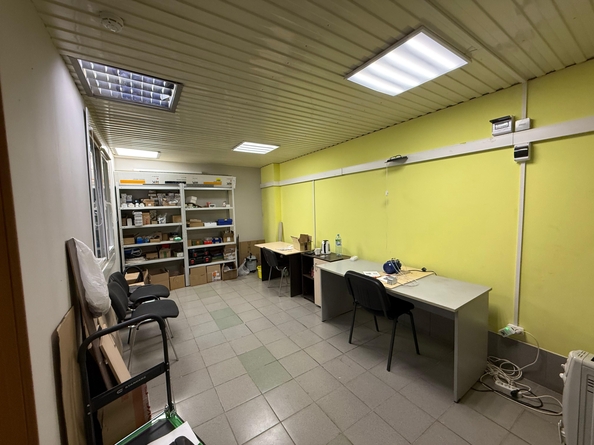 
  Продается универсальное помещение, 20 м², БЦ БЦ Орджоникидзе , 40
. Фото 2.