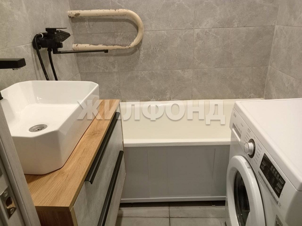 
  Продается 2-комн. квартира, 43.7 м², Троллейная ул, д. 20
. Фото 7.
