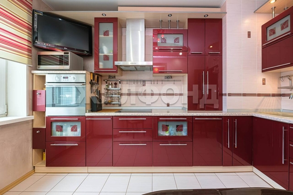 
  Продается 4-комн. квартира, 108.7 м², Краснообск, д. 212
. Фото 2.