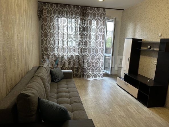 
  Продается 1-комн. квартира, 29.9 м², Федосеева ул, д. 32
. Фото 2.