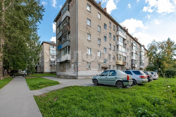 
  Продается 2-комн. квартира, 42 м², Коченевская ул, д. 1а
. Фото 26.