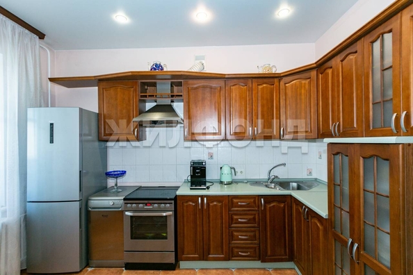 
  Продается 2-комн. квартира, 88.5 м², Вокзальная магистраль ул, д. 10
. Фото 5.
