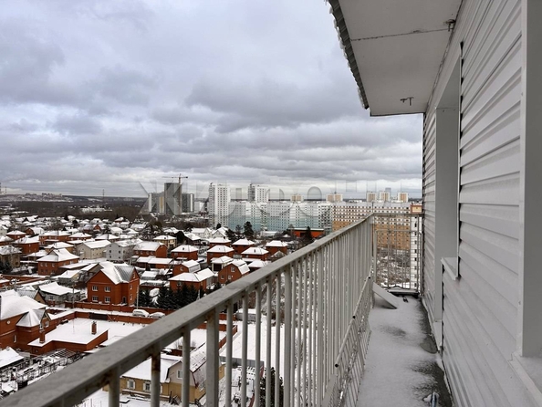 
  Продается 3-комн. квартира, 76.9 м², Петухова ул, д. 99/2
. Фото 7.