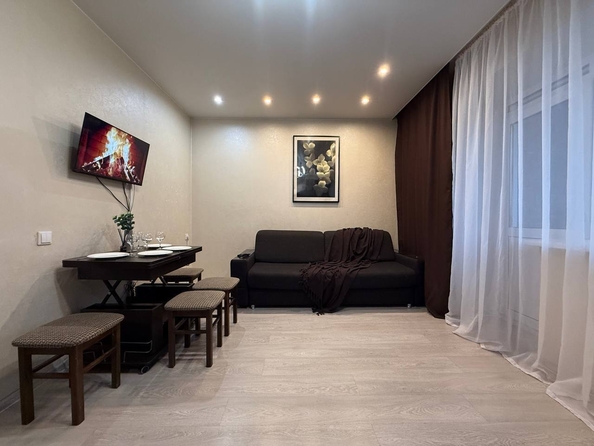 
  Сдается посуточно 1-комн. квартира, 40 м², Фабричная ул, д. 22
. Фото 12.