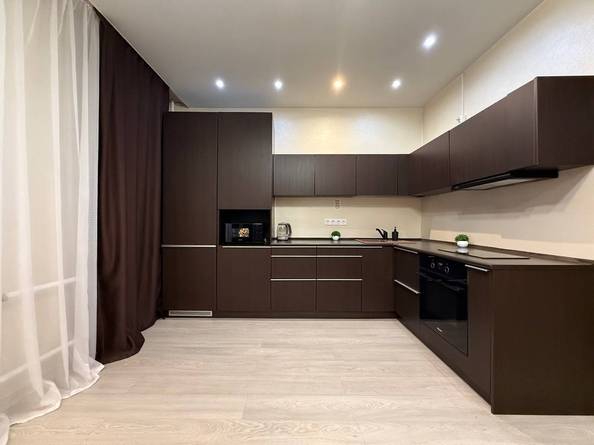 
  Сдается посуточно 1-комн. квартира, 40 м², Фабричная ул, д. 22
. Фото 16.