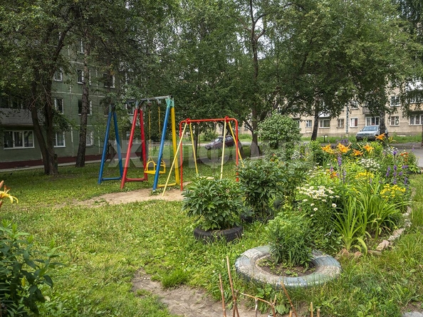 
  Продается 1-комн. квартира, 30.6 м², Есенина ул, д. 63
. Фото 6.