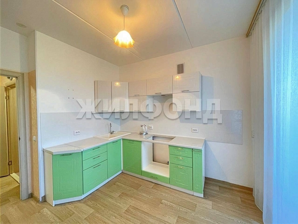 
  Продается 1-комн. квартира, 37.9 м², Рассветная ул, д. 10
. Фото 4.