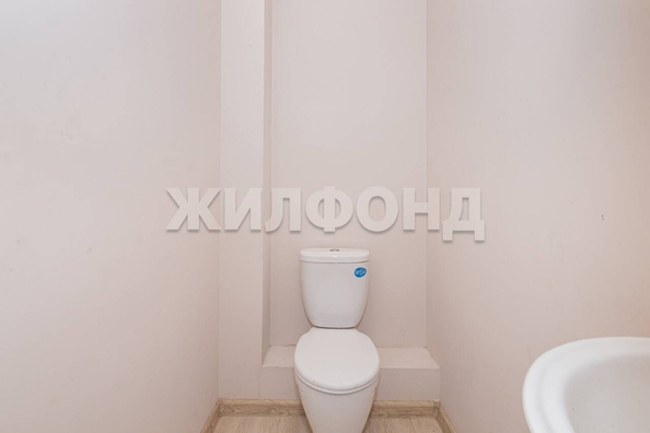 
  Продается 2-комн. квартира, 61.9 м², Никольский пр-кт, д. 15
. Фото 4.