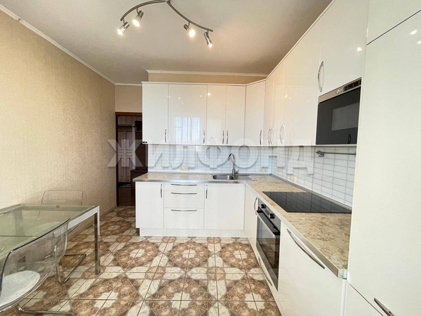 
  Продается 2-комн. квартира, 53.6 м², Никольский пр-кт, д. 10
. Фото 1.