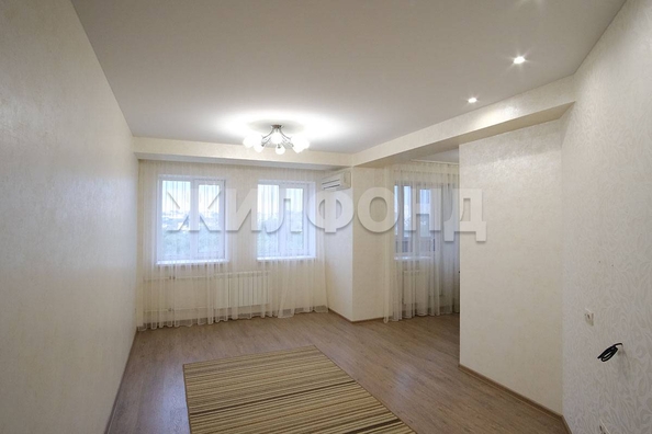 
  Продается 3-комн. квартира, 85.2 м², Адриена Лежена ул, д. 17
. Фото 12.