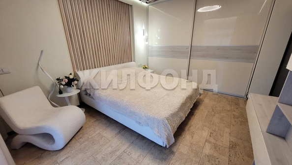 
  Продается 3-комн. квартира, 93 м², Кедровая ул, д. 49
. Фото 8.