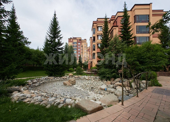 
  Продается 3-комн. квартира, 93 м², Кедровая ул, д. 49
. Фото 26.