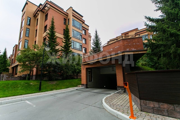 
  Продается 3-комн. квартира, 93 м², Кедровая ул, д. 49
. Фото 30.