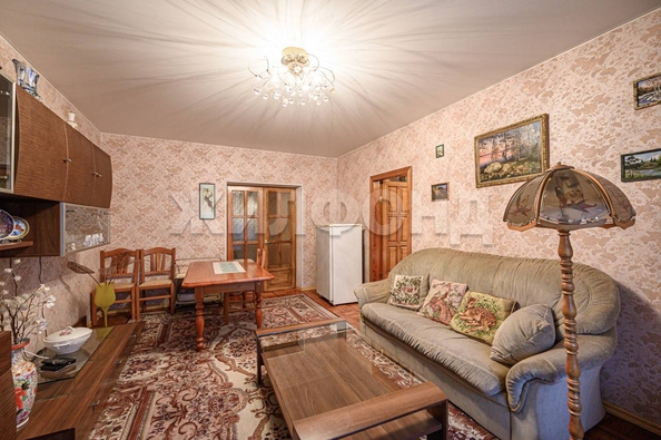 
  Сдается 3-комн. квартира, 87 м², Революции ул, д. 28
. Фото 4.