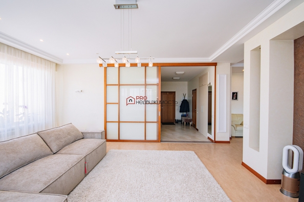 
  Продается 3-комн. квартира, 130 м², Коммунистическая ул, д. 77
. Фото 6.