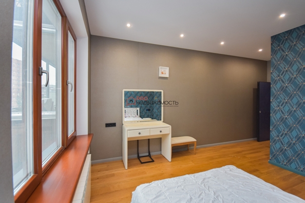 
  Продается 4-комн. квартира, 130 м², Коммунистическая ул, д. 77
. Фото 13.