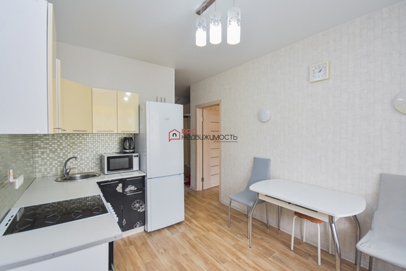 
  Продается 1-комн. квартира, 34.9 м², Радужный мкр, д. 6
. Фото 9.