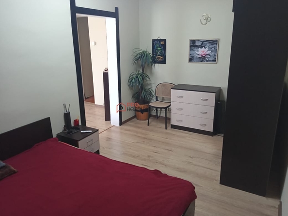 
  Продается 2-комн. квартира, 56 м², 50 лет Октября ул, д. 27
. Фото 5.