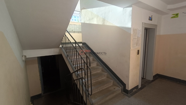 
  Продается 1-комн. квартира, 37.7 м², Петухова ул, д. 97
. Фото 19.