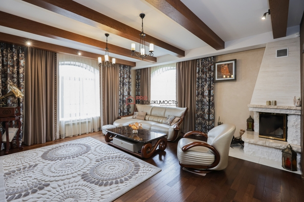 
  Продается дом, 290 м², село Ленинское
. Фото 2.