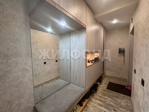 
  Продается 3-комн. квартира, 72.2 м², Краснообск, д. 103
. Фото 15.