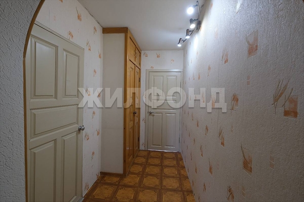 
  Продается 4-комн. квартира, 82.3 м², Вертковская ул, д. 40
. Фото 6.