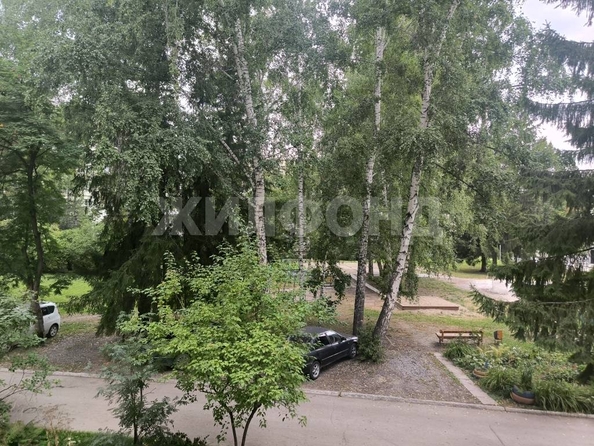 
  Продается 2-комн. квартира, 45.9 м², Краснообск, д. 11
. Фото 9.