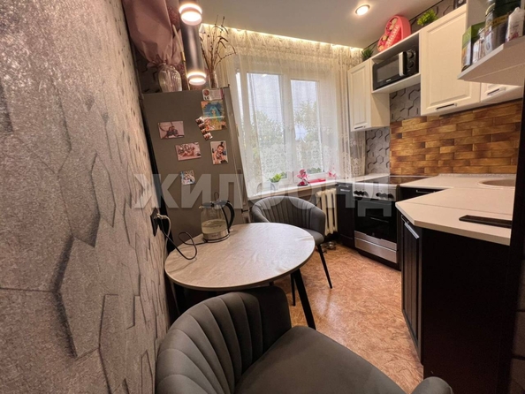 
  Продается 2-комн. квартира, 43.9 м², Зорге ул, д. 213
. Фото 4.