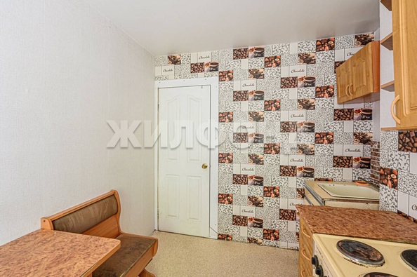 
  Продается 2-комн. квартира, 46.5 м², Гурьевская ул, д. 42
. Фото 7.
