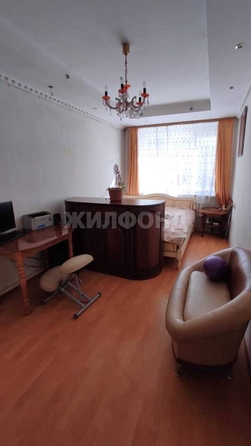 
  Продается 3-комн. квартира, 61 м², Лапина ул, д. 3
. Фото 4.