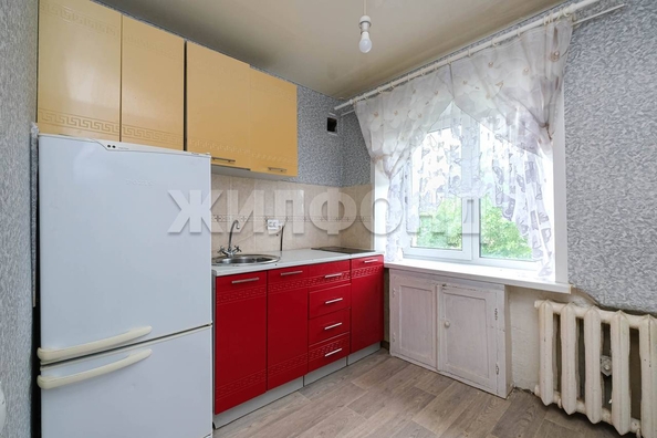 
  Продается 1-комн. квартира, 31.8 м², Оловозаводская ул, д. 14
. Фото 5.