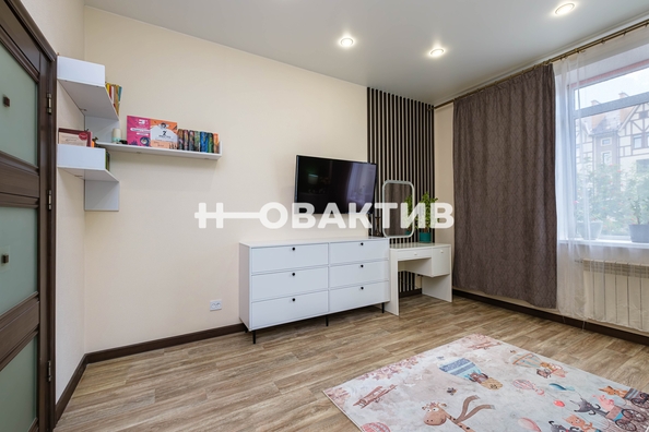 
  Продается 1-комн. квартира, 42 м², Кирова ул, д. 336
. Фото 16.