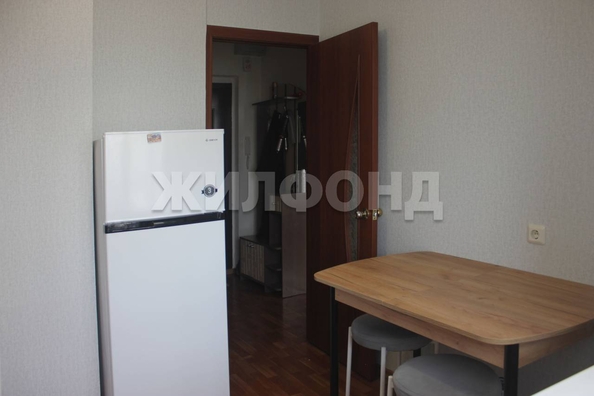 
  Продается 1-комн. квартира, 25.6 м², Тюленина ул, д. 21
. Фото 8.