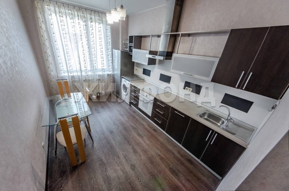 
  Продается 2-комн. квартира, 73.9 м², Покрышкина ул, д. 1
. Фото 1.