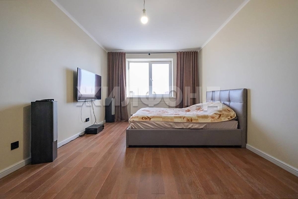 
  Продается 2-комн. квартира, 82.8 м², Добролюбова ул, д. 18/1
. Фото 10.