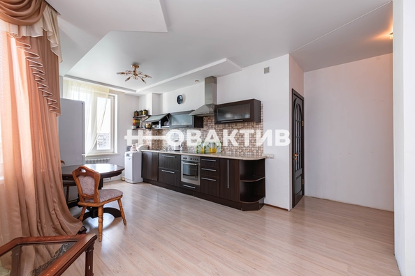 
  Продается 2-комн. квартира, 64.5 м², Галущака ул, д. 15
. Фото 15.