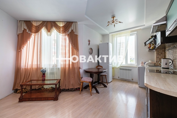 
  Продается 2-комн. квартира, 64.5 м², Галущака ул, д. 15
. Фото 17.