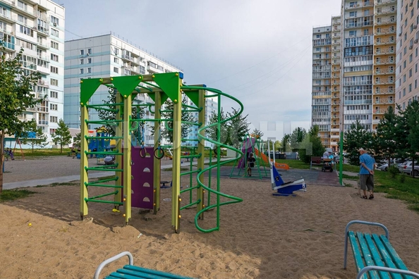 
  Продается 2-комн. квартира, 56 м², Виталия Потылицына ул, д. 11/3
. Фото 24.