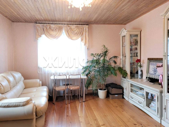 
  Продается дом, 200 м², Новосибирск
. Фото 4.