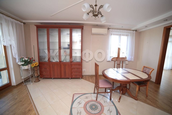 
  Продается 4-комн. квартира, 146.3 м², Нарымская ул, д. 17/2
. Фото 12.