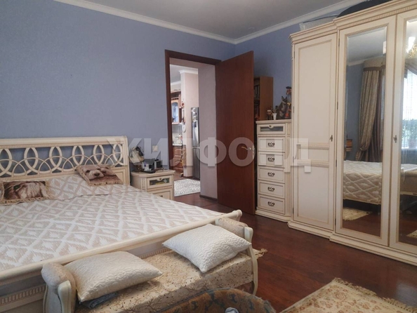 
  Продается 4-комн. квартира, 144 м², Каменская ул, д. 32
. Фото 3.