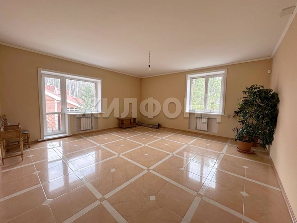 
  Продается дом, 292 м², Новосибирск
. Фото 11.